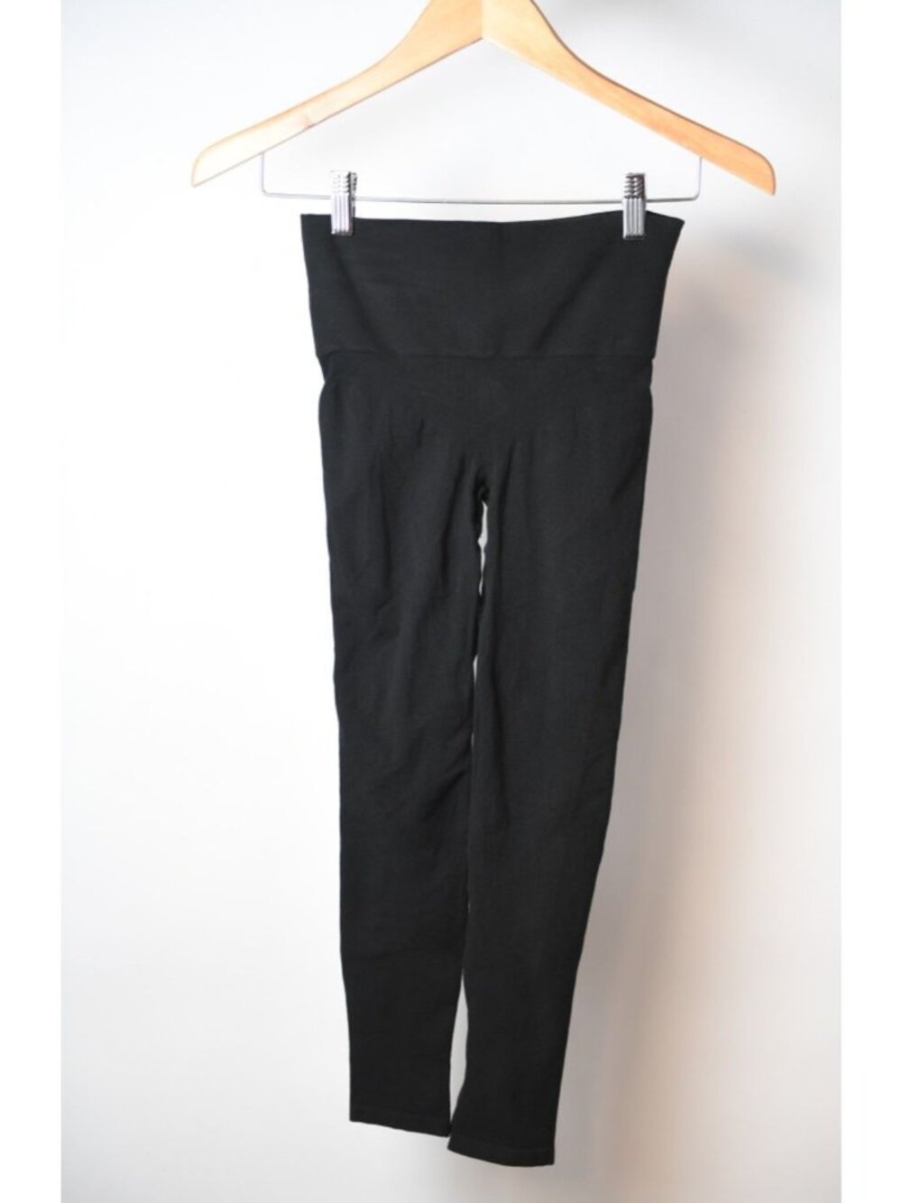 Spanx Black Look at Me Leggings Size Small